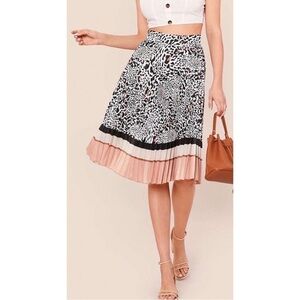SHEIN Pleated Skirt